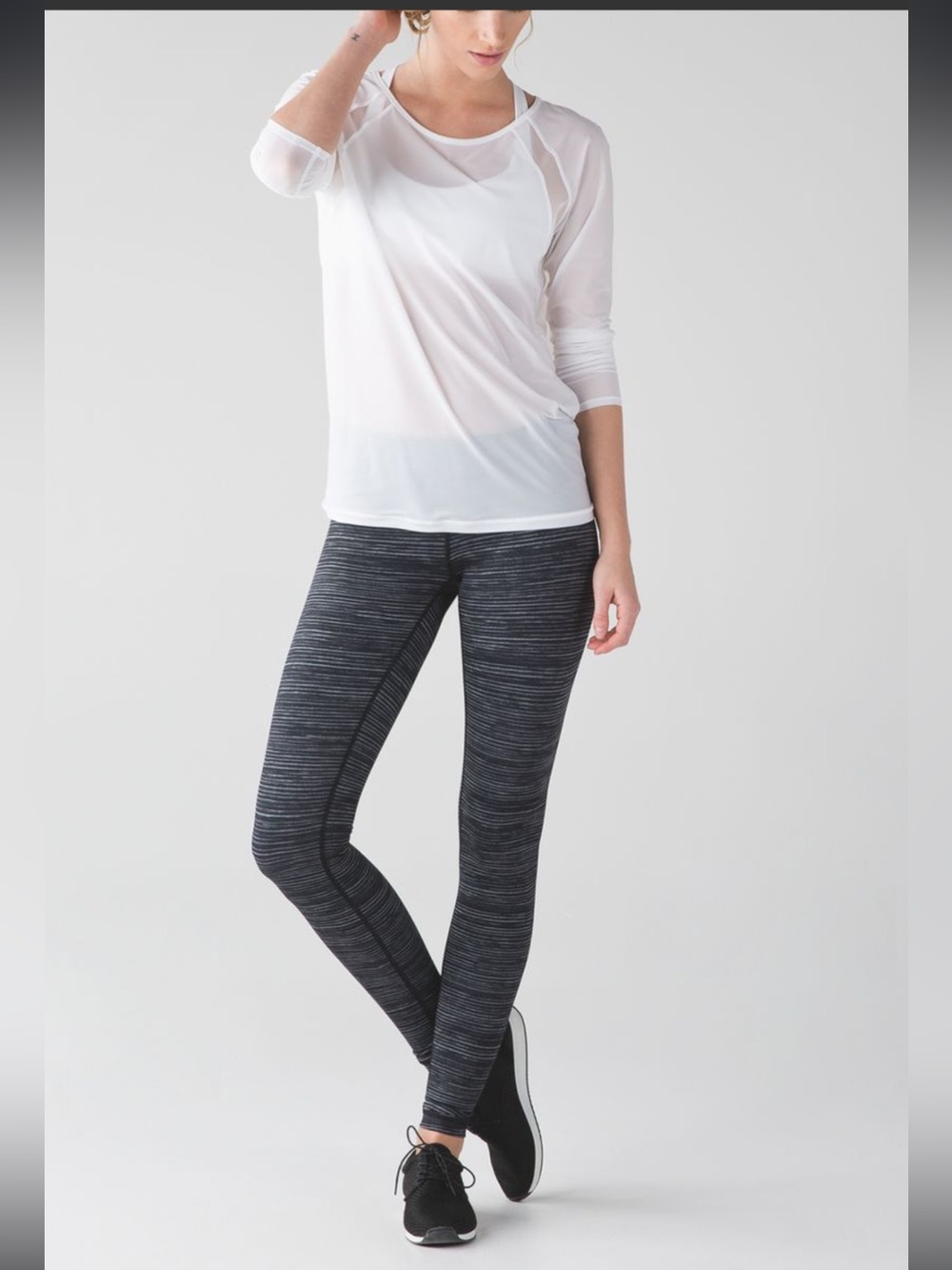 Lululemon Wunder Under Pant III
Blurry Belle Battleship Black size 6